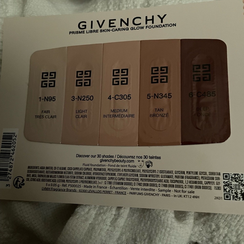 GIVENCHY PRISM LIBRE SKIN-CARING GLOW FOUNDATION sample card try before you buy